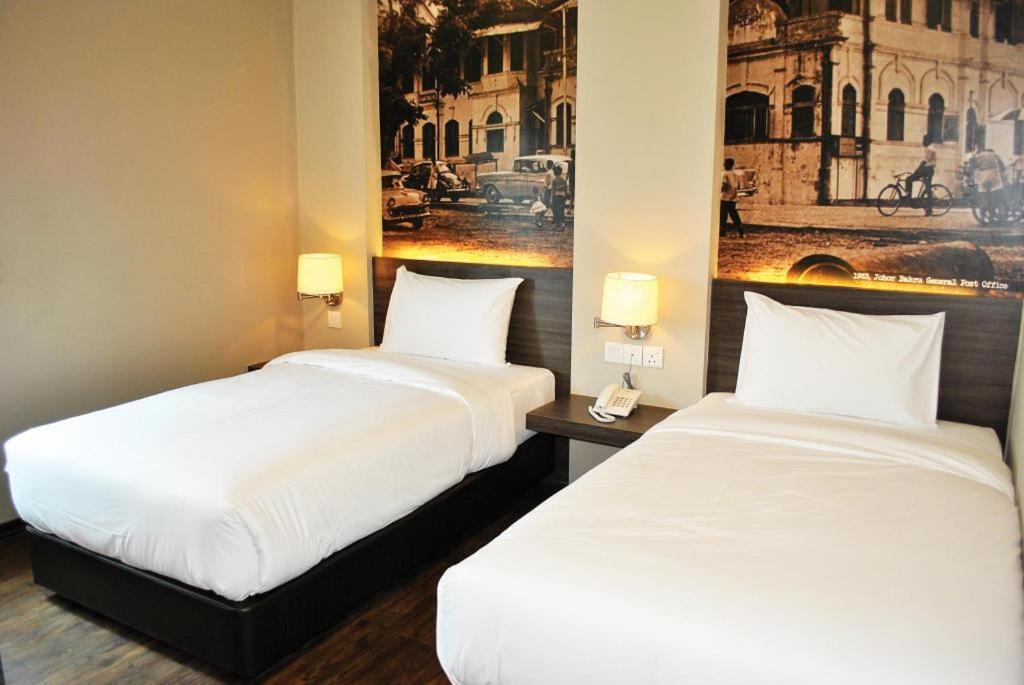 Hotel Zamburger Grand Jade Johor Bahru Buitenkant foto